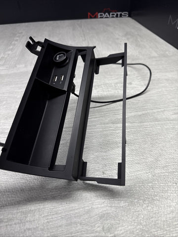 BMW 01-06 E46 M3 Radio L Navi Mounting Bracket Tray