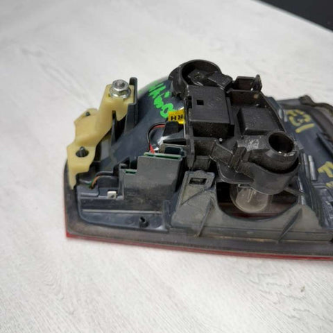 12-15 BMW F30 F80 M3 Inner Tail Light Lamp Right Passenger Side OEM 7371112