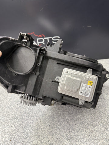 OEM 2015 2016 2017 BMW M3 M4 F80 F82 F83 Front Headlights