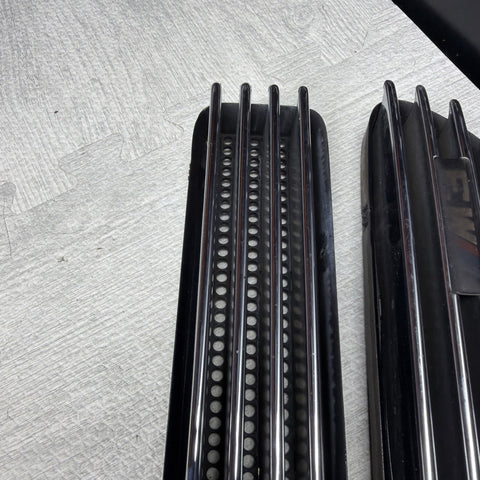 01-06 BMW E46 M3 Left Right Fender Vent Grilles Grills Trims Chrome Genuine OEM