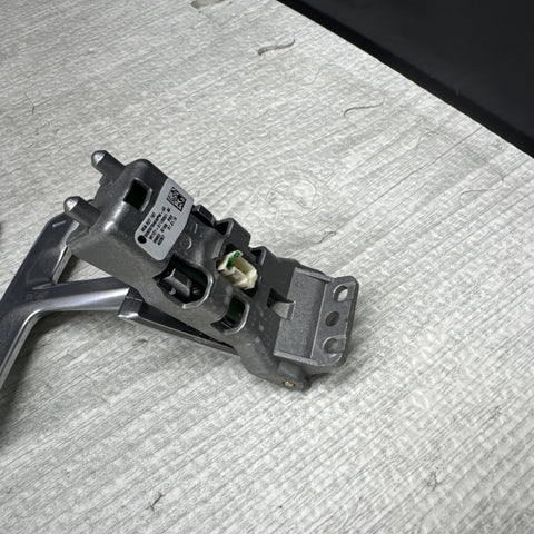 2015-2024 PORSCHE MACAN - Steering Wheel Shift Lever / Paddle SET 95B998540A