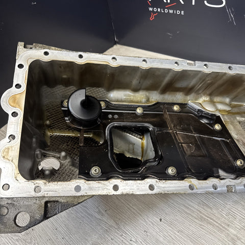 BMW F80 F82 F83 M3 M4 15-20 Engine Oil Pan S55 7854463 *Notes*