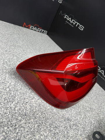 15-18 BMW F30 320 330 F80 M3 LCI Rear Tail Lights Taillights Set OEM