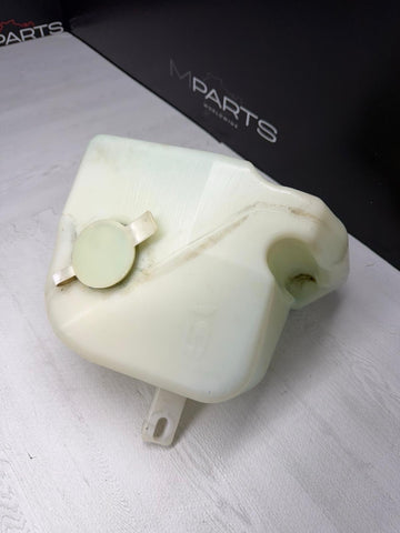 92-99 BMW E36 Z3,320,328 WINDSHIELD WASHER FLUID TANK RESERVOIR 5L