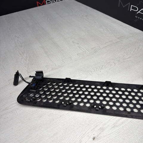 BMW 01-06 E46 M3 Hood Grille Vent Grill + Washer Nozzles OEM 51132694723 Clean