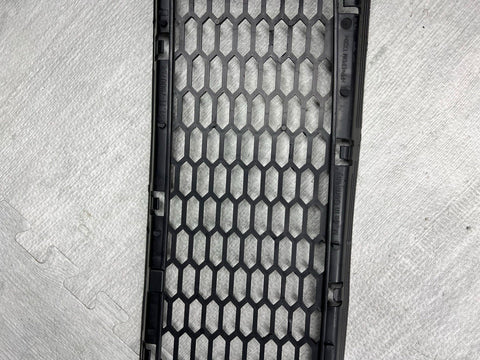 08-13 BMW E90 E92 E93 M3 OEM Front Bumper Lower Center Grille