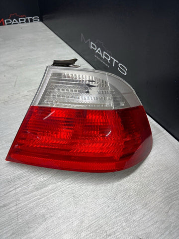 BMW 01-03 E46 325 330 M3 Coupe Tail Light Lamp Right Passenger Side