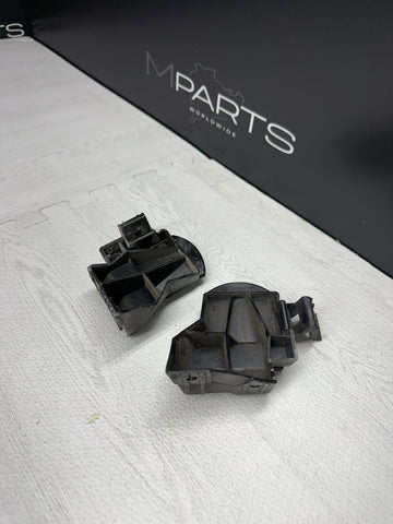 Genuine BMW E46 330 M3 REAR QUARTER SUPPORT BUMPER BRACKETS PAIR 8195321 8195322