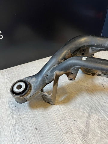 01-06 BMW E46 M3 REAR SUSPENSION SUBFRAME AXLE CARRIER CRADLE