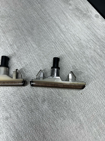 BMW SIDE MARKER SET 01-06 BMW E46 M3 E38 740 750 Front Side Marker Lamps