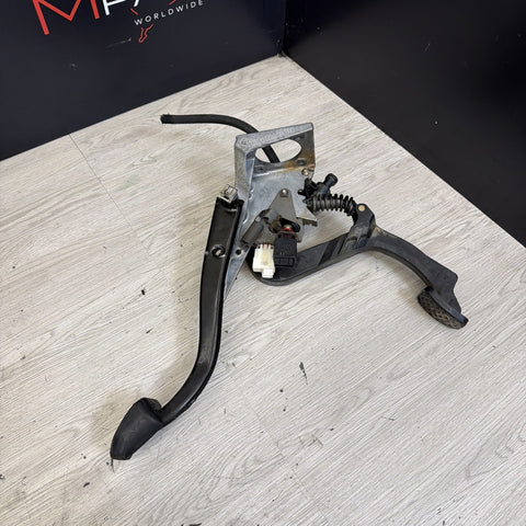 BMW 94-99 E36 318i 323i 325i 328i M3 Clutch and Brake Pedal Assembly
