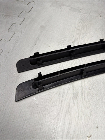BMW E36 DASHBOARD DEFROSTER NOOZLE COVER LEFT / RIGHT OEM 1977224 1977223