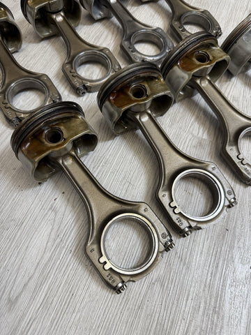 08-13 BMW E90 E92 E93 M3 V8 S65 Engine Pistons & Connecting Rods OEM Set
