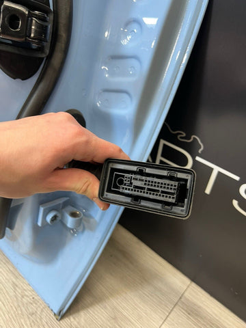 (PICKUP ONLY) 23-25 BMW G87 M2 230i M240I FRONT LEFT DRIVER SIDE DOOR OEM BLUE