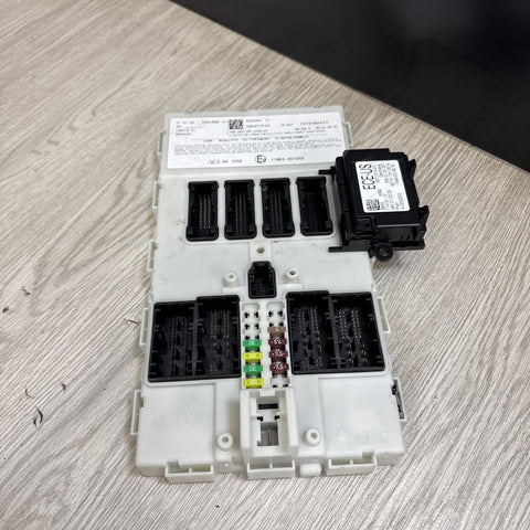 OEM BMW F30 F32 F33 F36 F80 F82 F83 M3 M4 Body Control Junction Box Module FEM