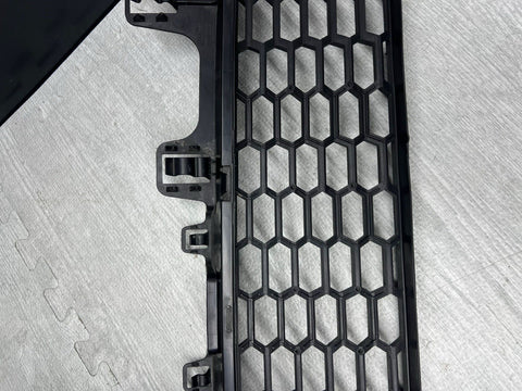 Genuine 15-20 BMW F80 F82 F83 M3 M4 Front Bumper Lower Grill Grille 51118054294