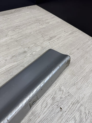 94-99 BMW E36 M3 RIGHT PASSENGER SIDE SKIRT ROCKER MOLDING ARCTIC SILVER