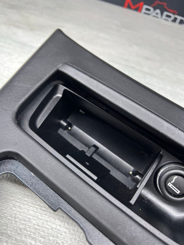 09-13 BMW E90 E92 M3 MANUAL CIC LEATHER CENTER CONSOLE TRIM