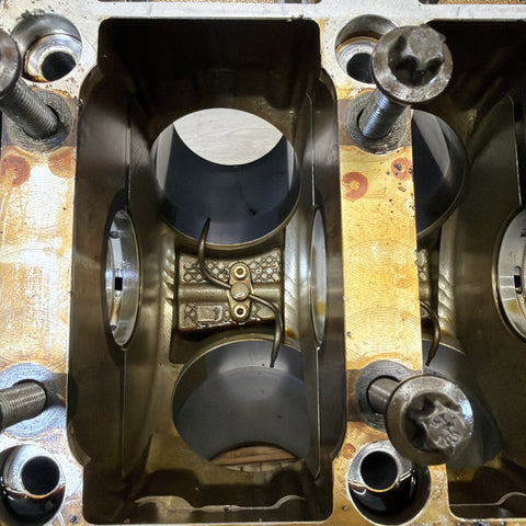 08-13 OEM BMW E90 E92 E93 M3 S65 Engine Motor Cylinder Block Bare