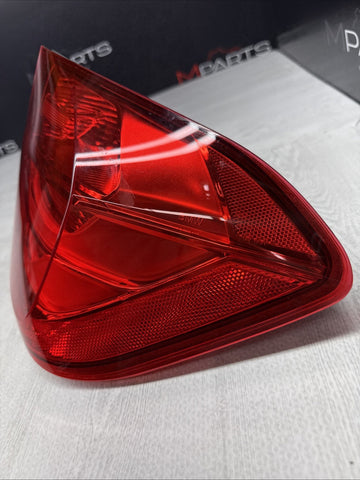 12-15 BMW F30 320 328 335 F80 M3 Passenger Right Taillight Assembly 63217372786
