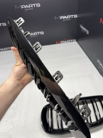 Gloss Black Front Kidney Grilles Grills 2004-2010 BMW E63 E64 645Ci 650i M6