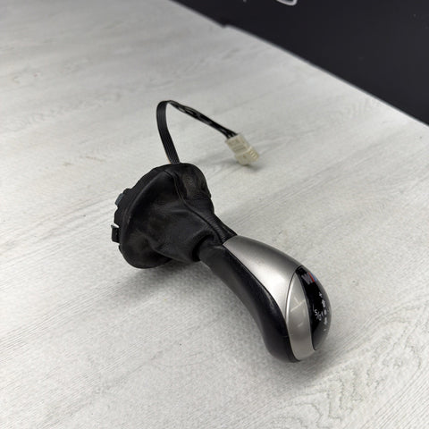 06-10 BMW E60 E63 E64 M5 M6 SMG Transmission Shift Knob & Boot 7898248