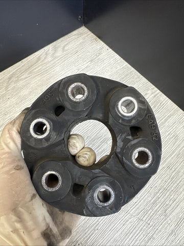 96-08 BMW E46 M3 E36 Z3M E85 E86 Z4 DRIVE LINE UNIVERSAL JOINT GUIBO 2226527