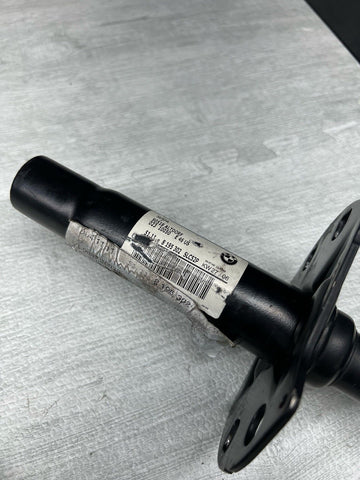 BMW 99-06 E46 323 325 328 330 M3 Front Bumper Shock Mount Right 8195302 OEM