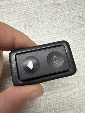 BMW Z3 E36 SUNROOF SWITCH BUTTON 61318368941 8368941 ORIGINAL