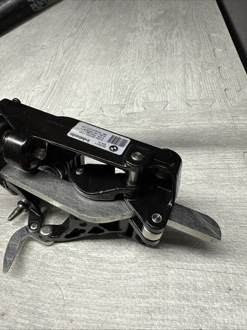 1999-2006 BMW E46 325CI 330CI M3 CONVERTIBLE TOP FRONT LATCH LEFT DRIVER