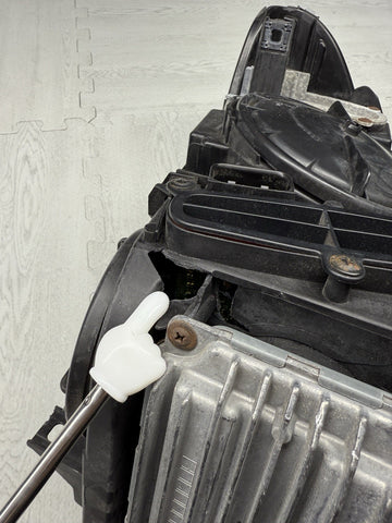 14-17 OEM BMW F32 F33 F36 F80 F82 Front Right LED Adaptive Headlight *Damage