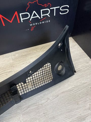 96-02 BMW Z3M Z3 M Front Windshield Wind Screen Wiper Cowl Trim Cover Panel OEM