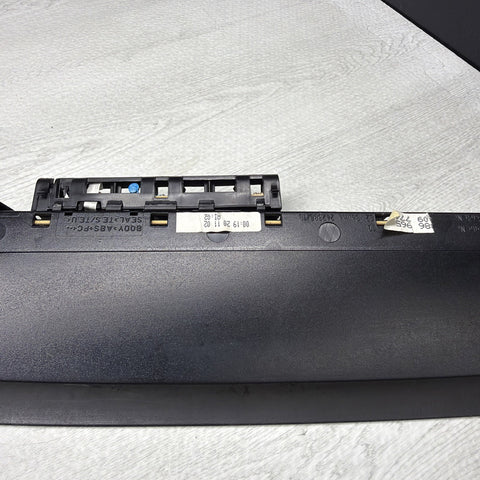 BMW 01-06 E46 325 330 M3 Third 3rd Brake Light OEM 8386965 *Tear*