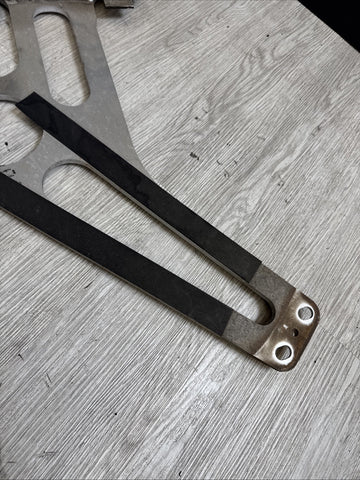 20-24 BMW F97 F98 X3M X4M Rear Lower Strut Regidity Brace Bracket