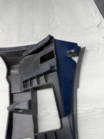 01-06 BMW E46 M3 Front Right Passenger Side Guard Bracket OEM 2695248 *Notes