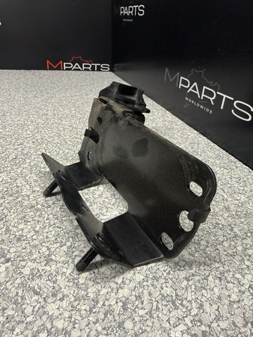 OEM BMW E82 E88 E90 E92 E93 335 M3 Radiator Support Right Plate Bracket Mount