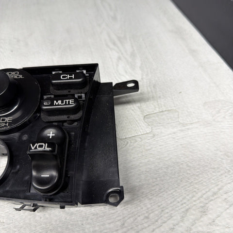 00-03 HONDA S2000 RADIO AUDIO VOLUME CONTROL SWITCH MUTE CHANNEL CHANGE