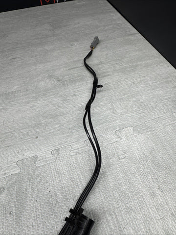 06-13 BMW E82 E88 E90 E92 M3 Front Left Driver Seat Belt Buckle Tensioner