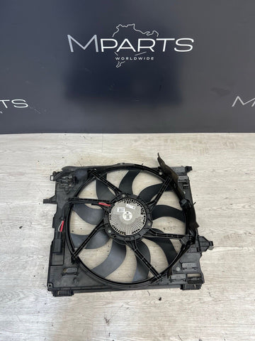 BMW 15-20 F80 F82 F83 M3 M4 ENGINE RADIATOR COOLING FAN MOTOR SHROUD 7850474