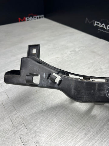 BMW E90 E92 E93 M3 8040551 Headlight ArmLeft LAMP MOUNTING SLIDE BMW M3 CRT