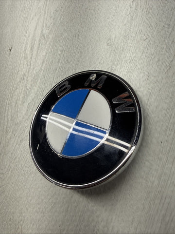 06-11 BMW E90 E92 328 330 M3 REAR TRUNK LOGO BADGE EMBLEM CHROME 7146051