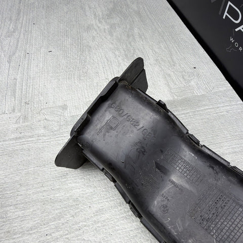 BMW M3 G80 M4 G82 G83 2021 Air Intake Right Off Side Tube 8072100 Genuine