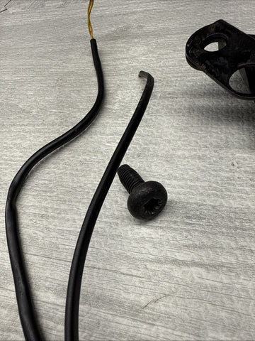 91-99 BMW E36 323 328 M3 Front Right Passenger Seatbelt Tensioner Buckle OEM