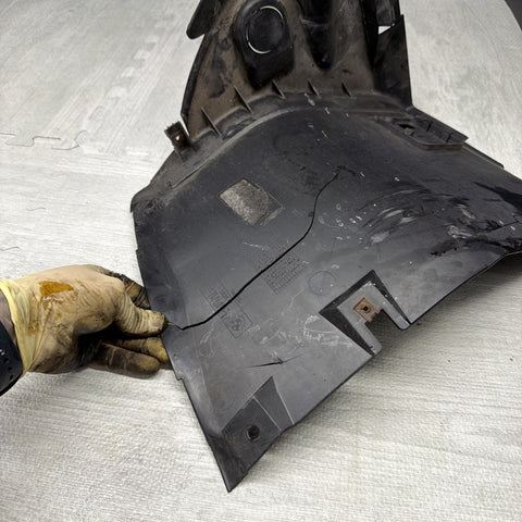 Genuine BMW E46 M3 Front Wheel Housing Fender Left Splash Shield Guard *Notes*