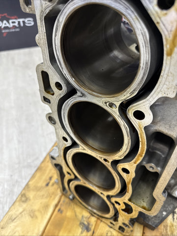24-26 Ford Mustang 2.3L Engine Motor Bare Block 2k Miles