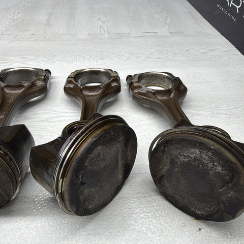 2003 Honda S2000 AP1 F20C 2.0L Pistons / Connecting Rods