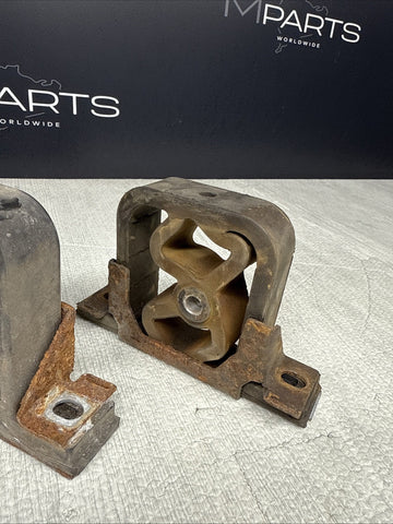 95-13 BMW E36 E46 E90 E92 E93 M3 Exhaust Muffler Hangers Rubbers OEM 1401797 3PC