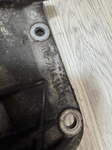 12-19 BMW F06 F10 F12 F13 M5 M6 S63 ENGINE UPPER OIL PAN FILTER HOUSING OEM