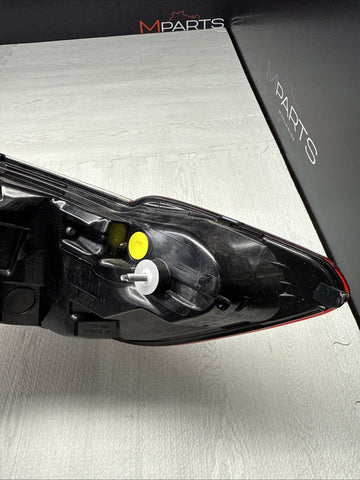 BMW 3 SERIES 19-26 G20 G80 M3 LEFT SIDE DRIVER OUTER TAIL LIGHT LED OEM