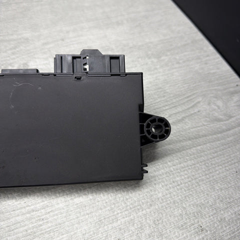 BMW E60 E63 E64 M5 M6 E90 E92 E93 328 M3 Body Control CAS 3 Module 9227053